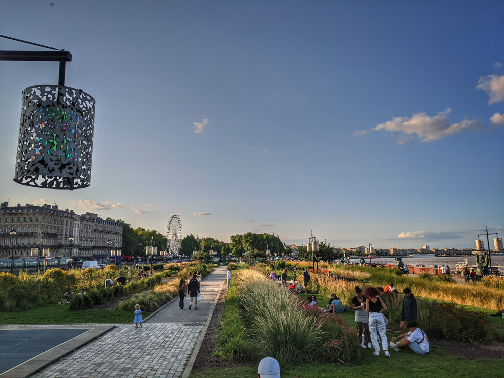 Public spaces and gardens in Bordeaux alongside the Garonne River front view
