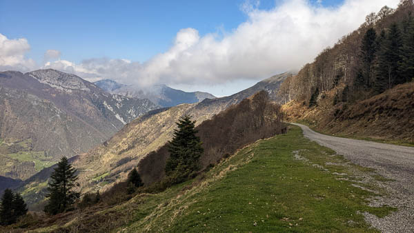 Looking down the valley from the Col de Spandelles su