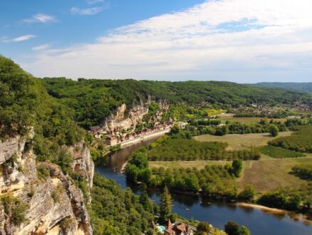 take in magnificent views of the Dordogne when cycling in the region
